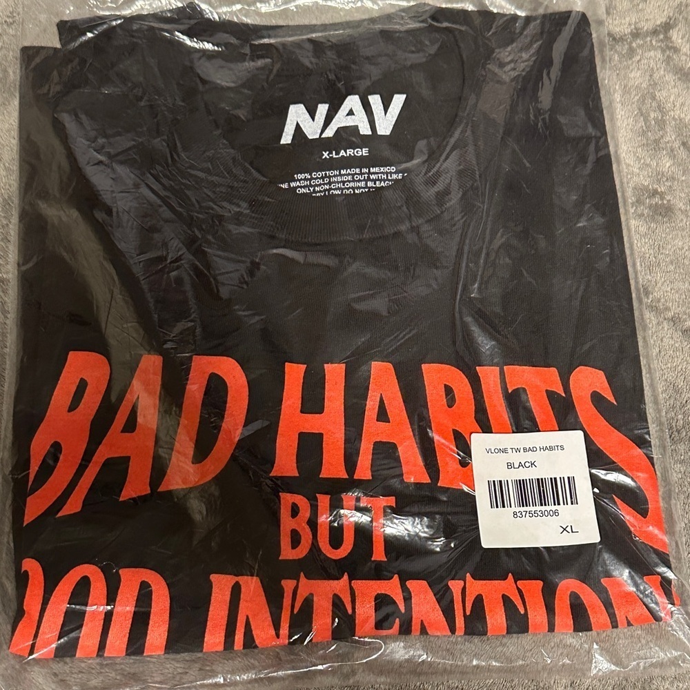 Vlone BAD HABITS Black T-Shirt with Red Graphic Text New - Picture 6 of 6